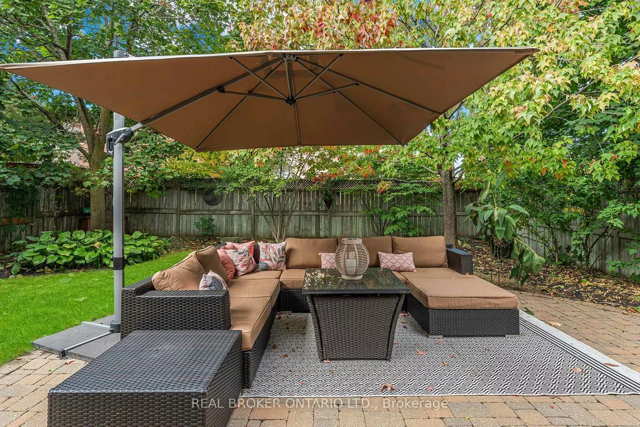2243, Woodcrest, 1019 - WM Westmount, Oakville