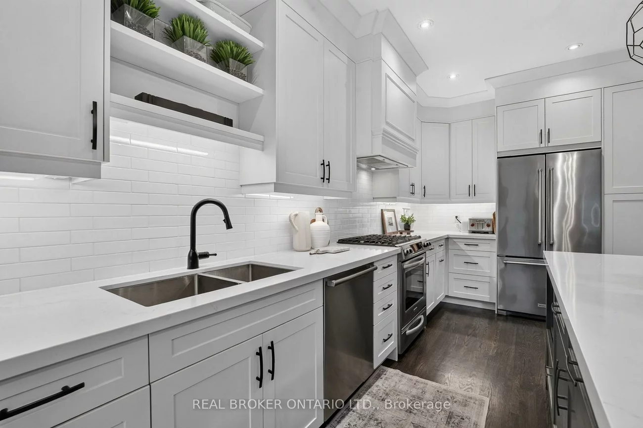 2243, Woodcrest, 1019 - WM Westmount, Oakville