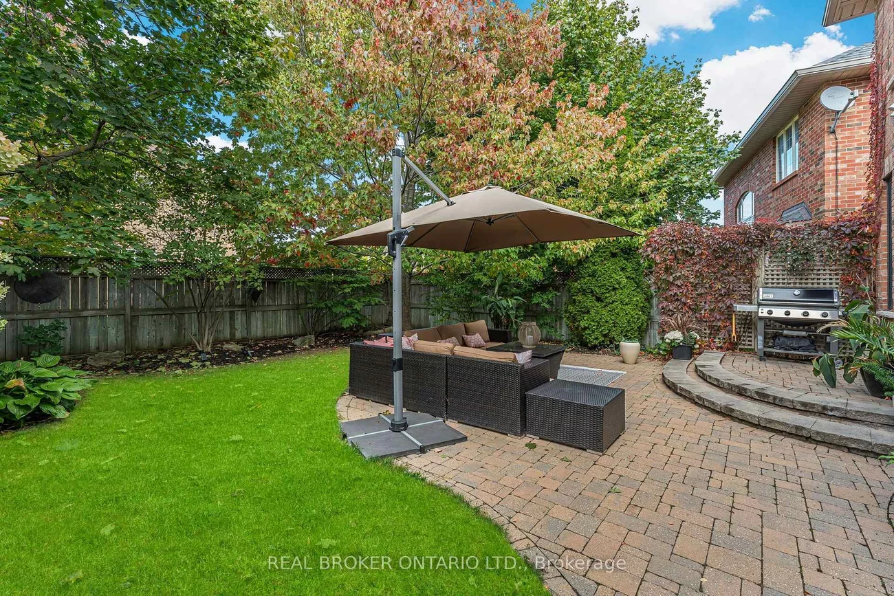 2243, Woodcrest, 1019 - WM Westmount, Oakville