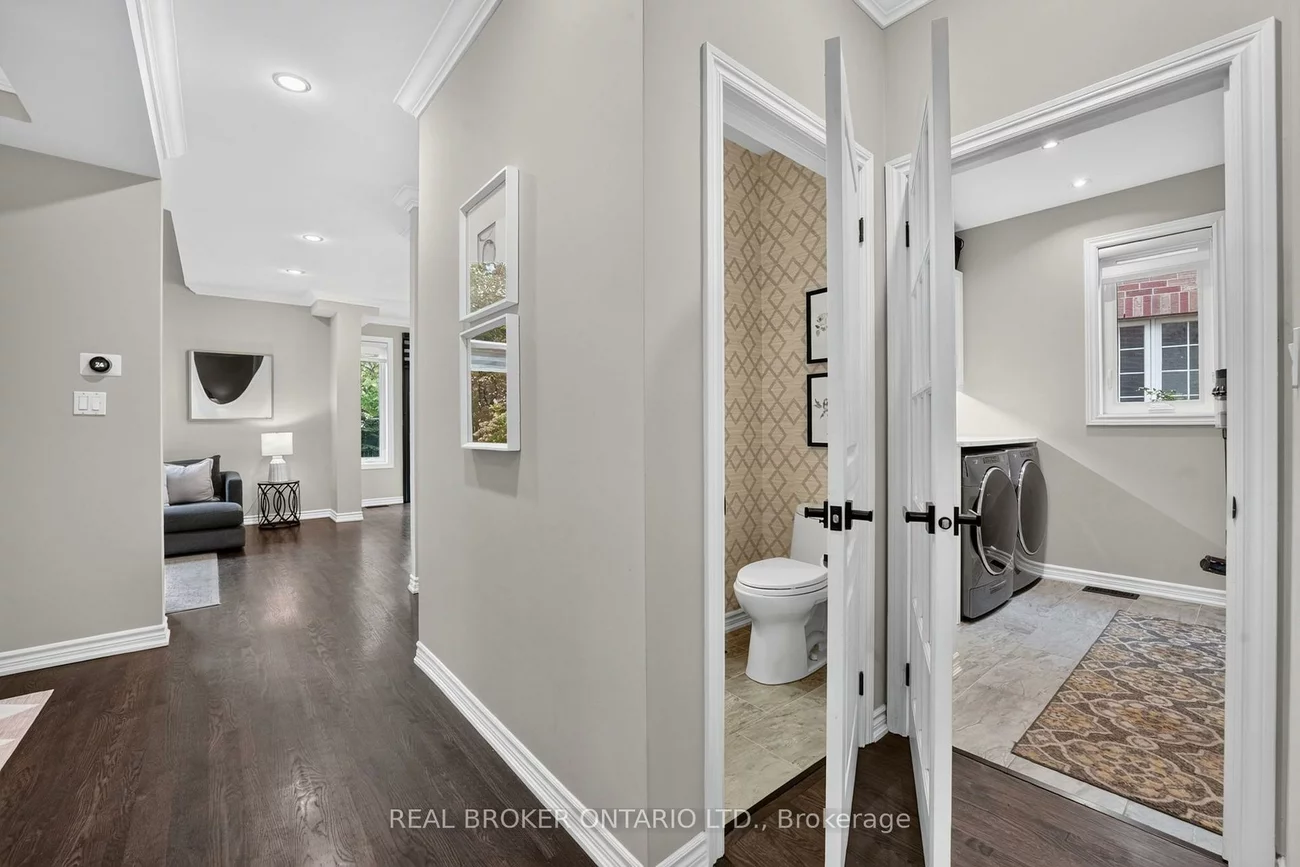 2243, Woodcrest, 1019 - WM Westmount, Oakville