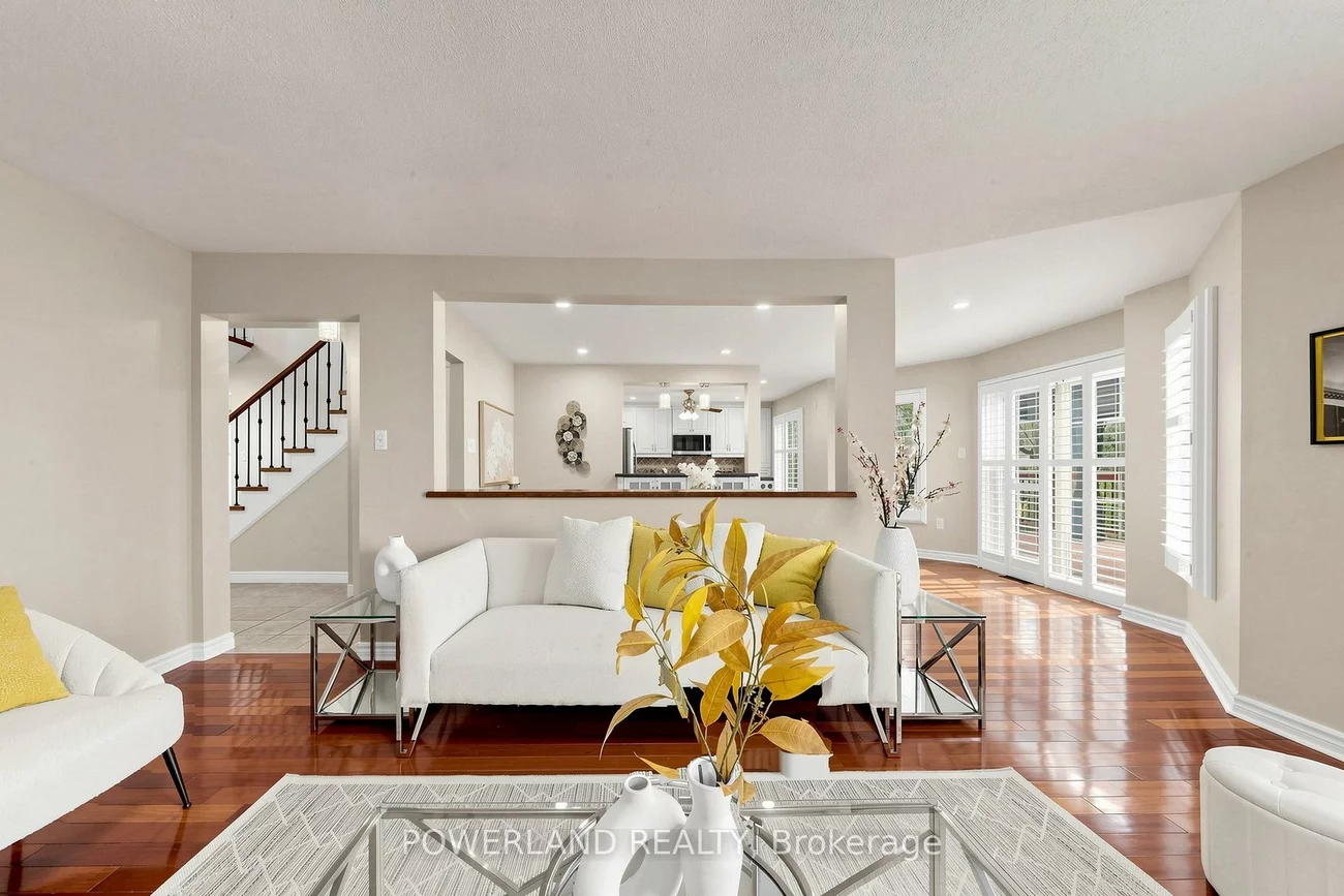 2080, Pelee, 1015 - RO River Oaks, Oakville