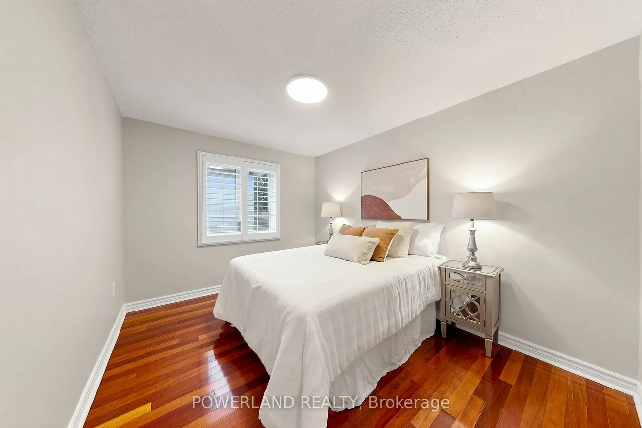 2080, Pelee, 1015 - RO River Oaks, Oakville