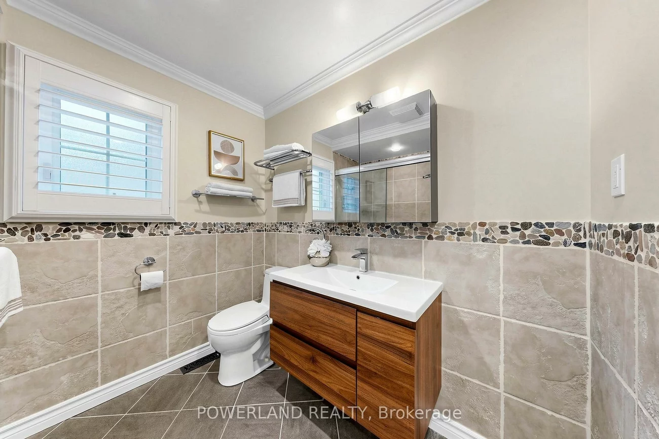 2080, Pelee, 1015 - RO River Oaks, Oakville