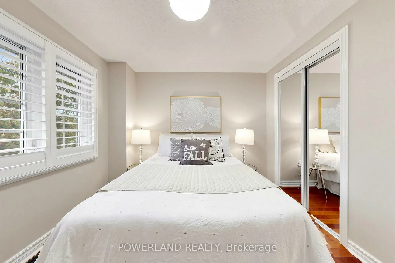 2080, Pelee, 1015 - RO River Oaks, Oakville