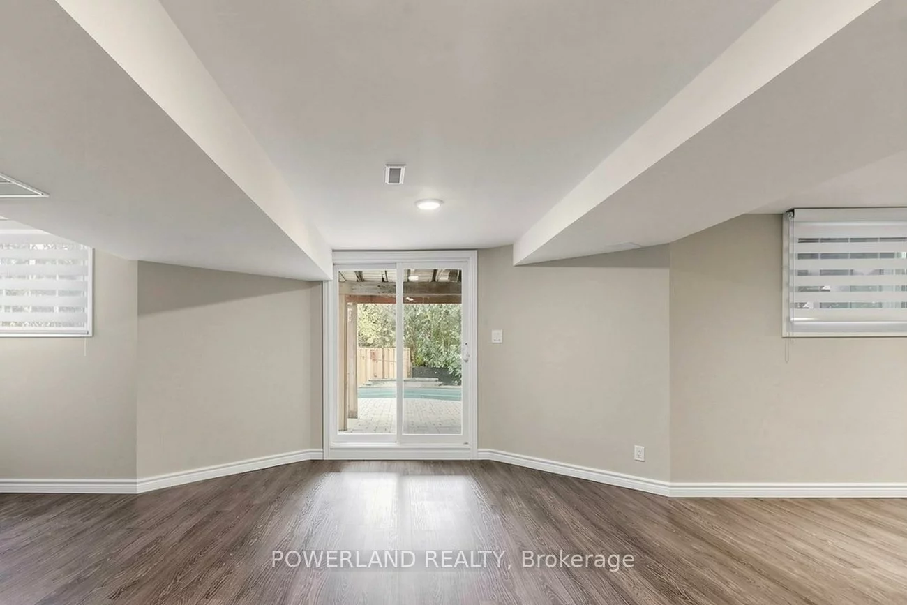2080, Pelee, 1015 - RO River Oaks, Oakville