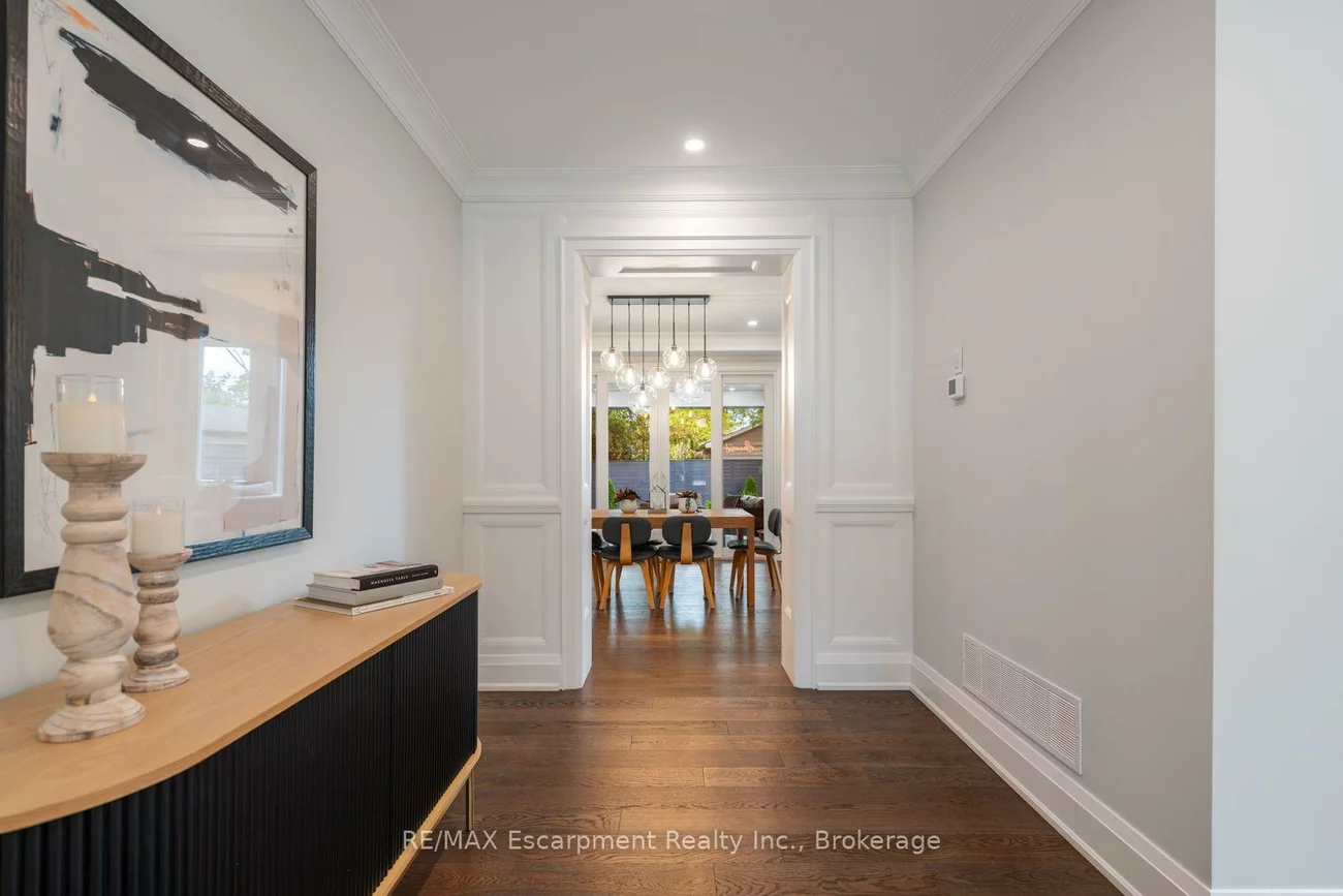 1394, WAVERLY, 1020 - WO West, Oakville