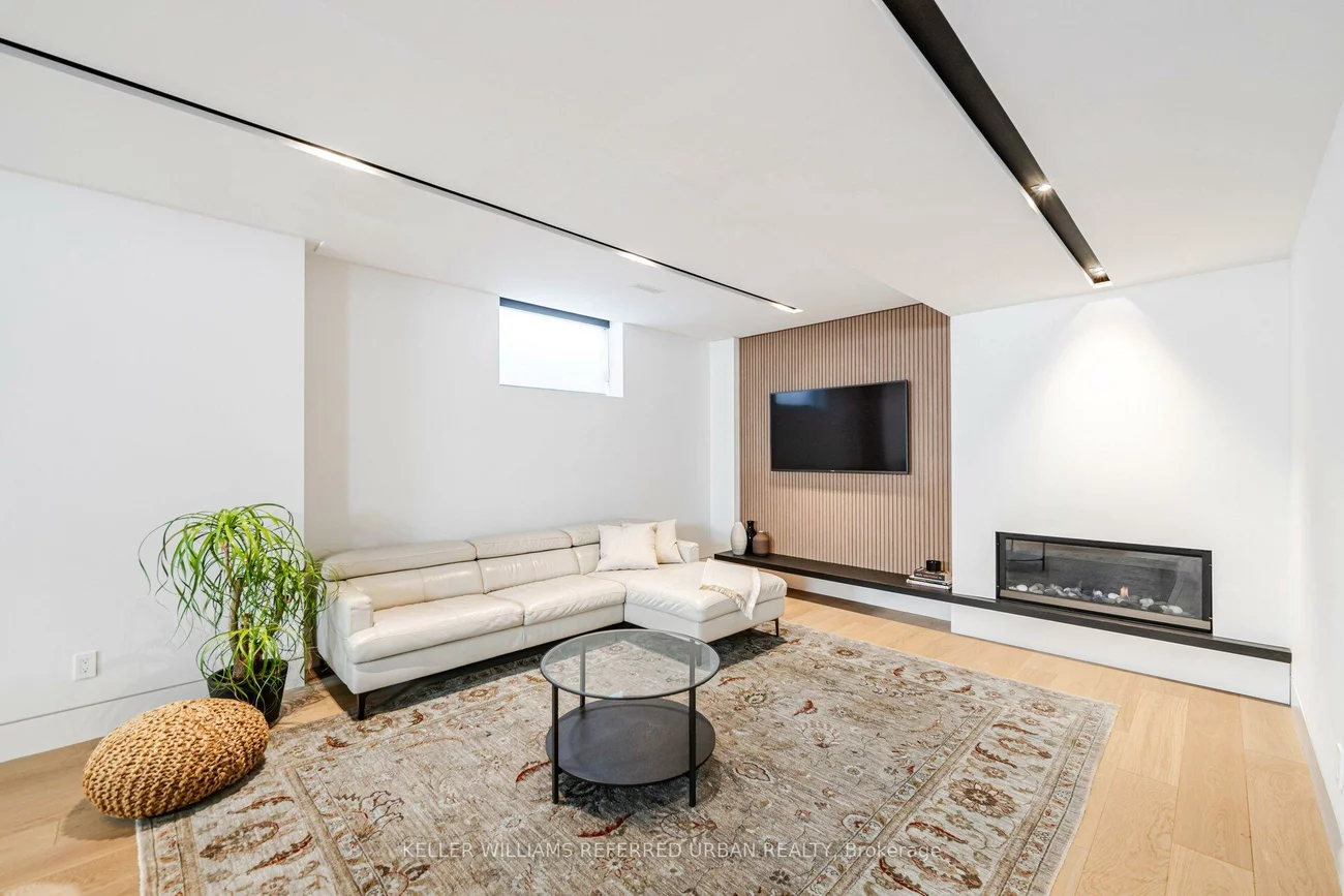 1337, Waverly, 1020 - WO West, Oakville