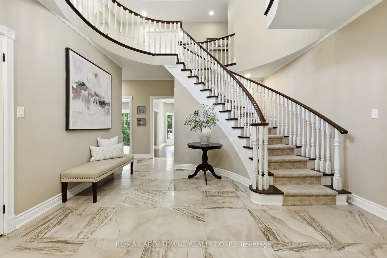 437, Cairncroft, 1011 - MO Morrison, Oakville