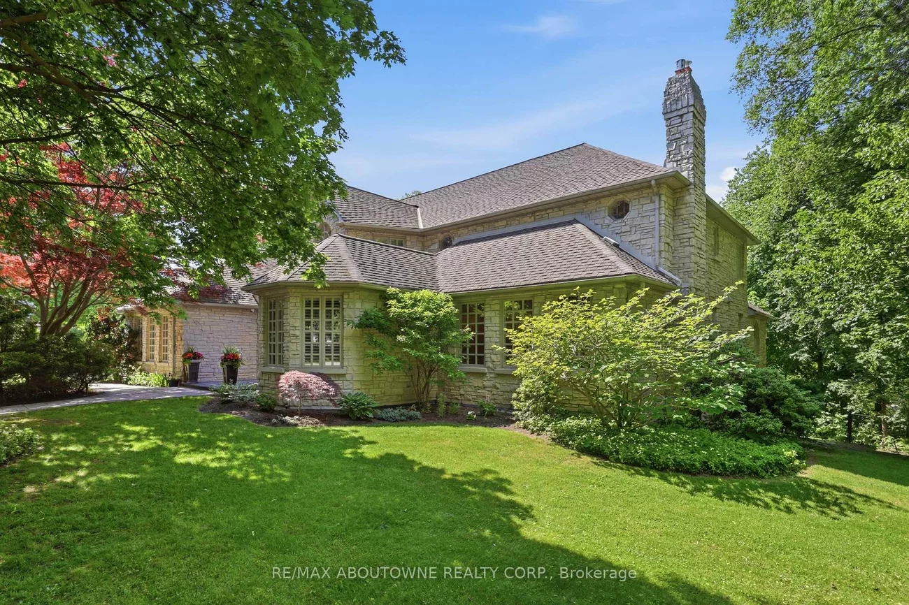 437, Cairncroft, 1011 - MO Morrison, Oakville