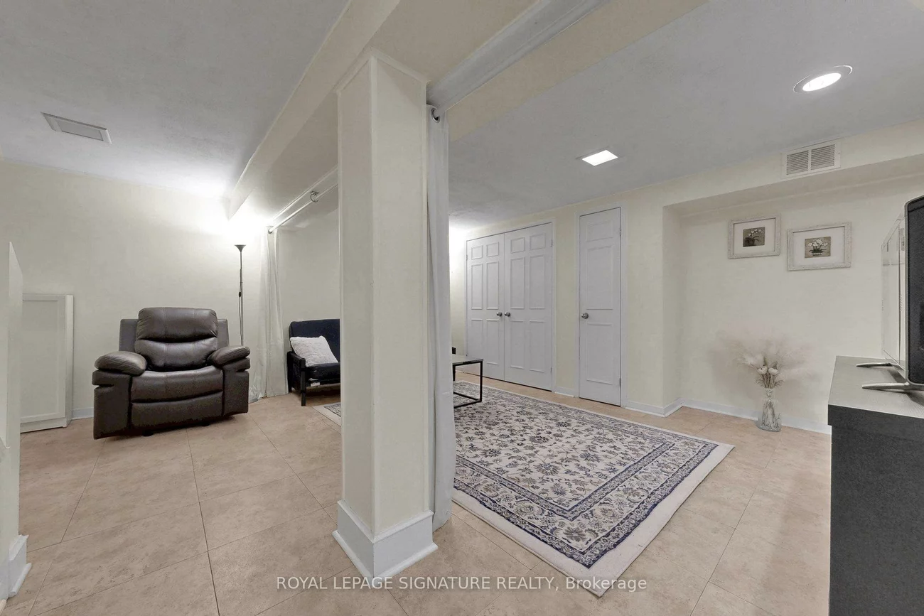 138, Springhead, North Richvale, Richmond Hill