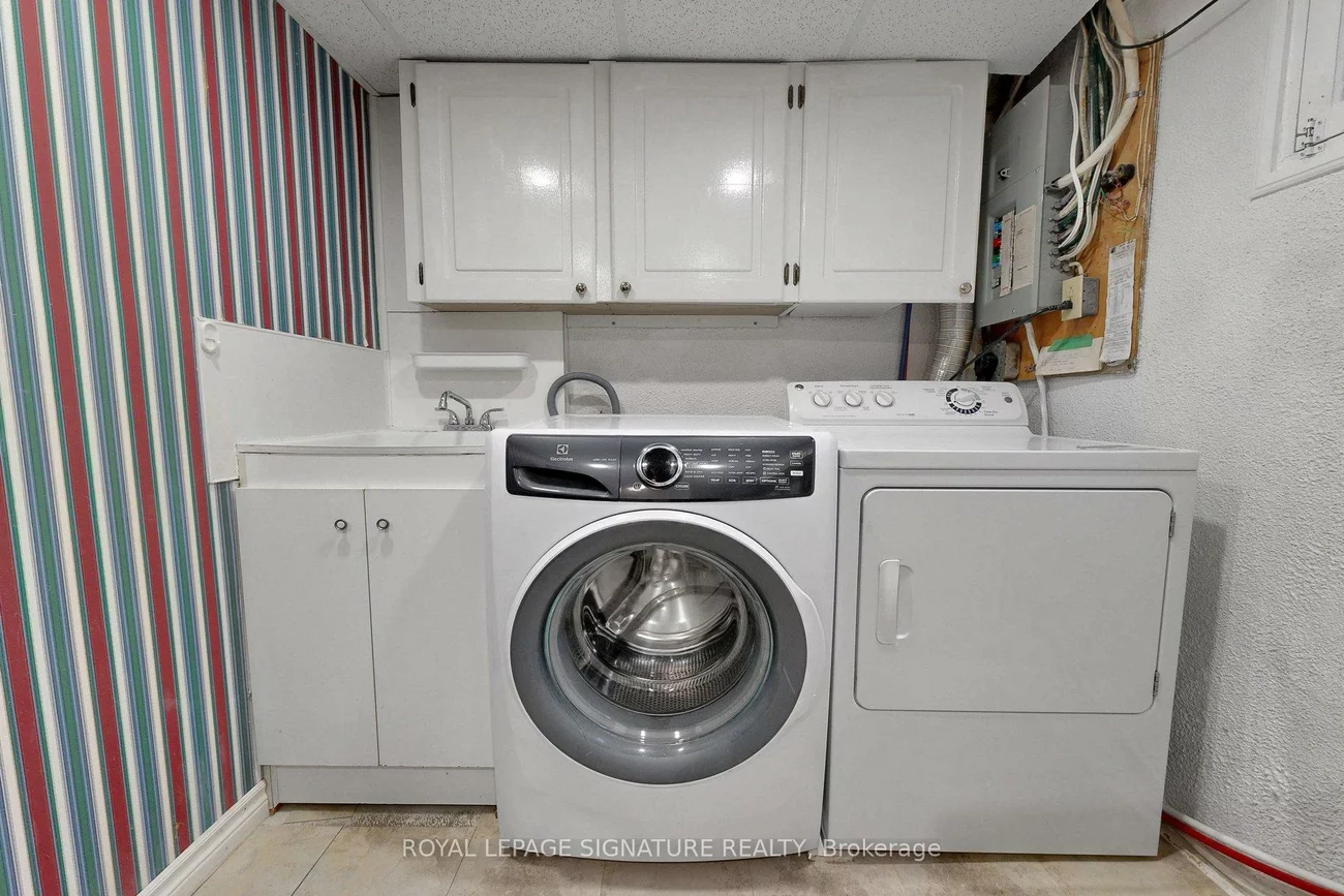 138, Springhead, North Richvale, Richmond Hill