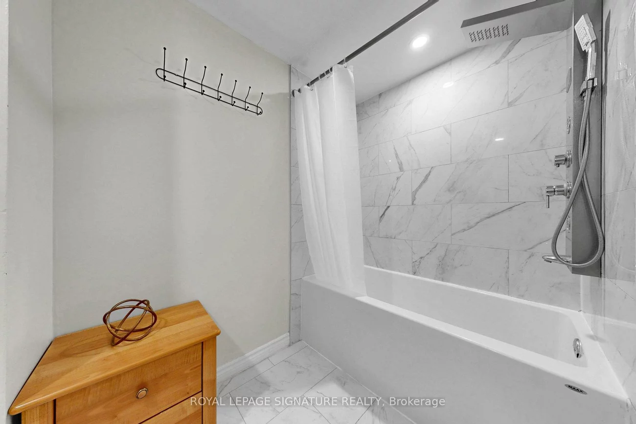 138, Springhead, North Richvale, Richmond Hill