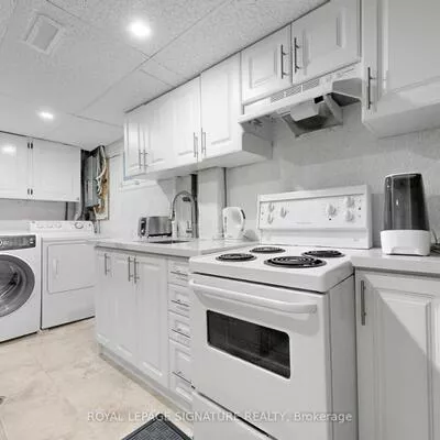 138, Springhead, North Richvale, Richmond Hill