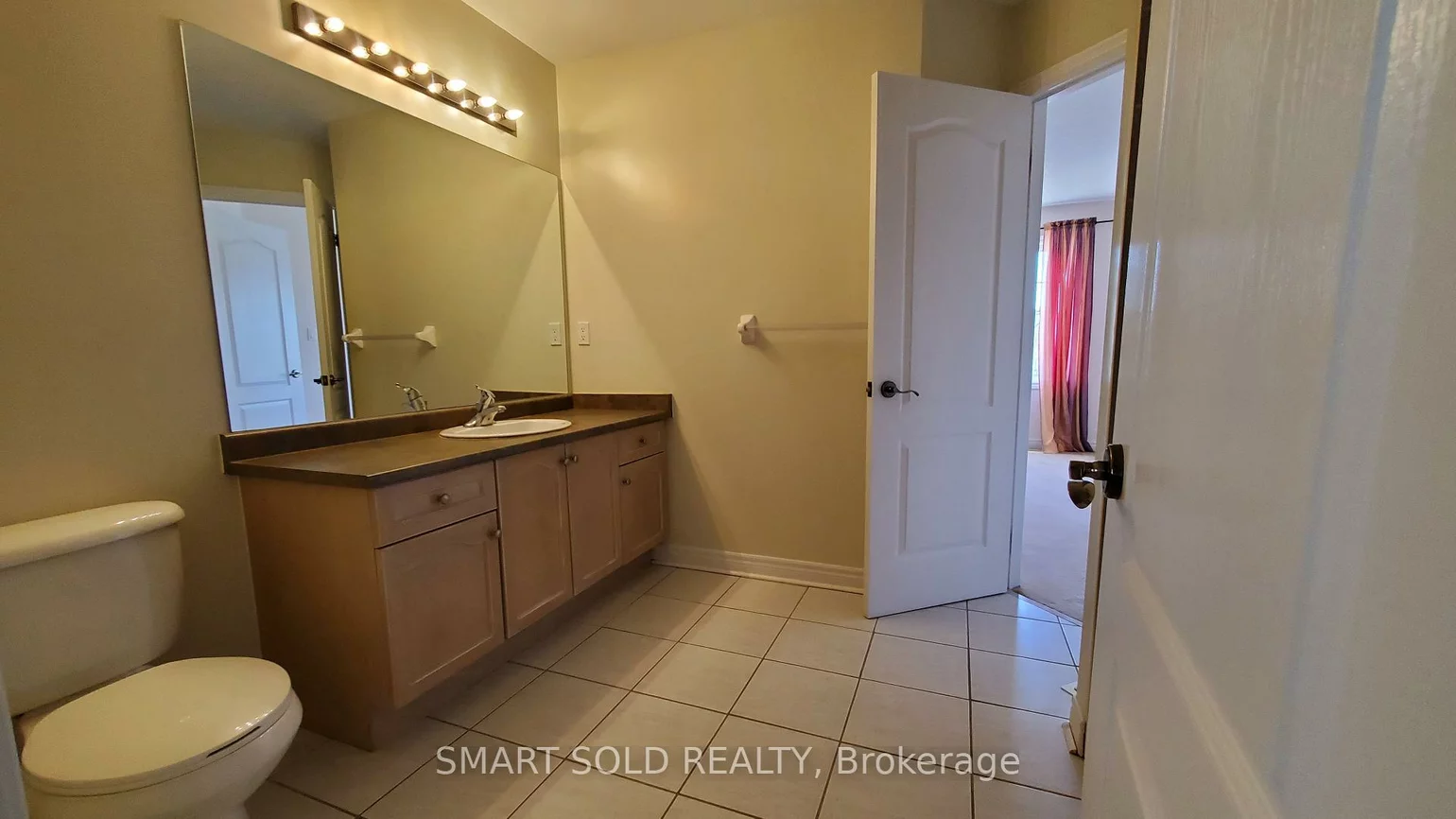 29, Shell, Rouge Woods, Richmond Hill