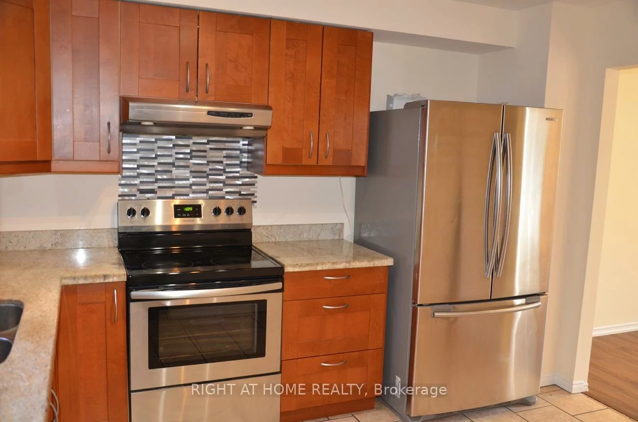 61, Don Head Village, North Richvale, Richmond Hill