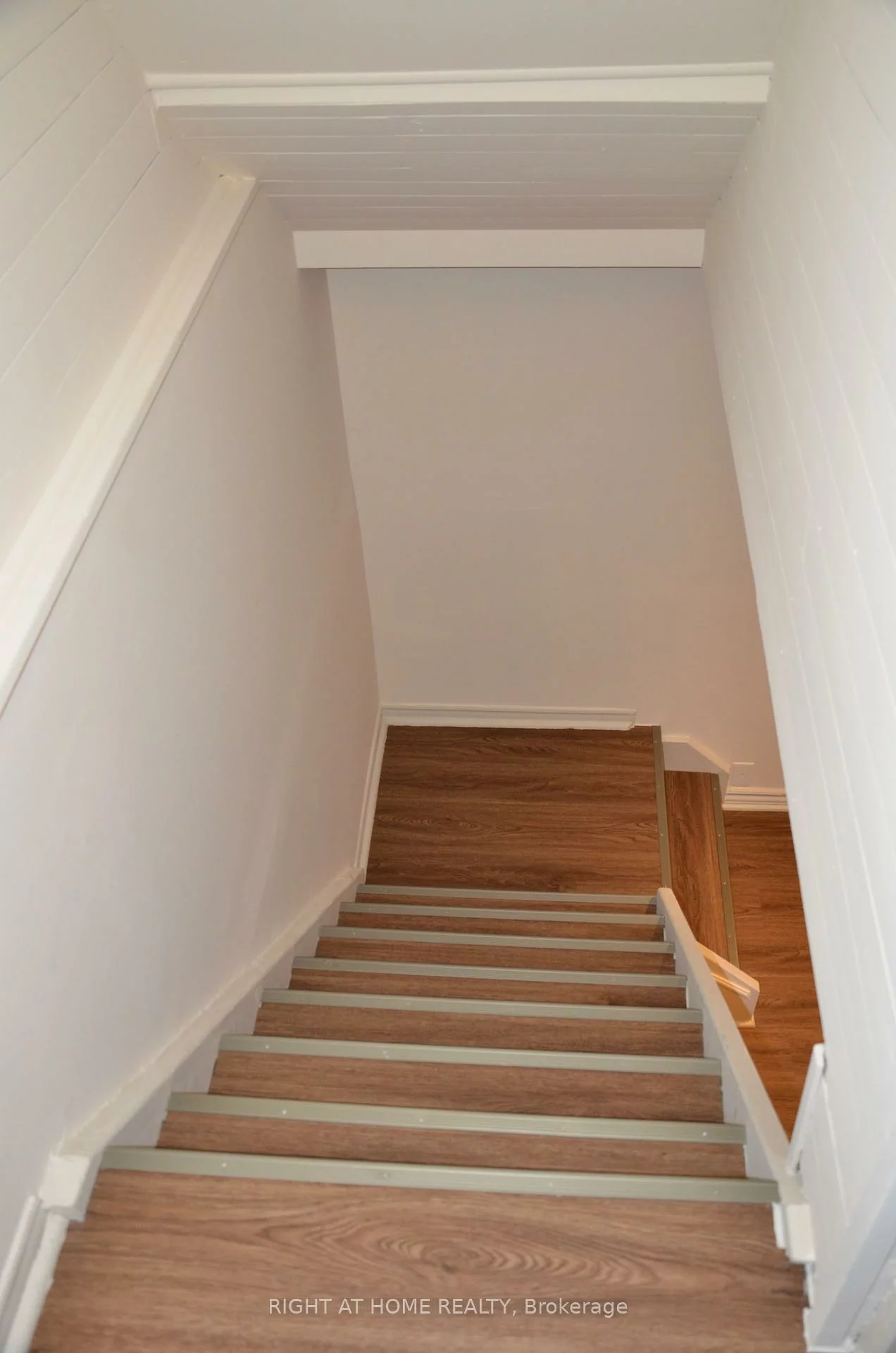 61, Don Head Village, North Richvale, Richmond Hill