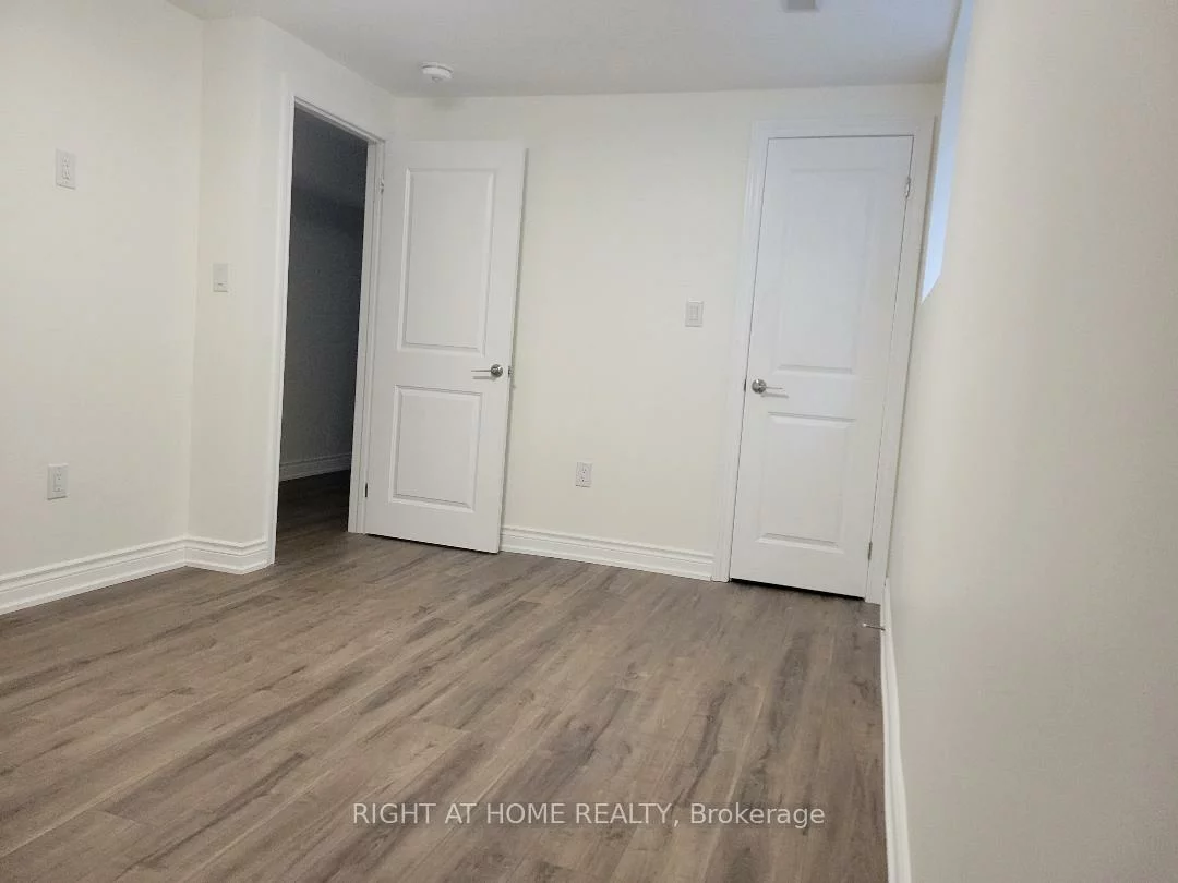105, Laurier, Oak Ridges, Richmond Hill