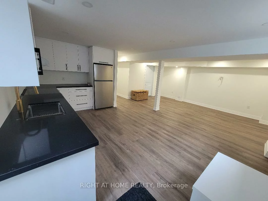 105, Laurier, Oak Ridges, Richmond Hill