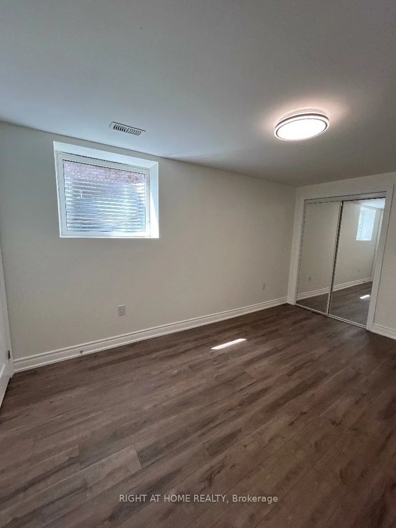 105, Laurier, Oak Ridges, Richmond Hill