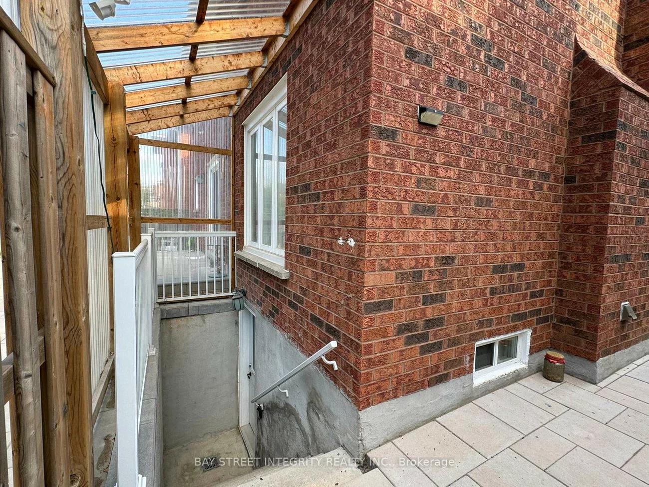 Bsm 302, Valleymede, Doncrest, Richmond Hill