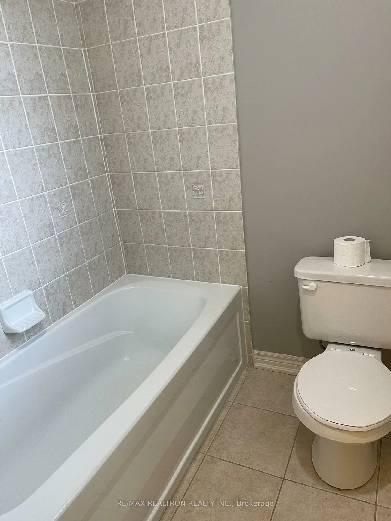 7, Eber, Oak Ridges, Richmond Hill