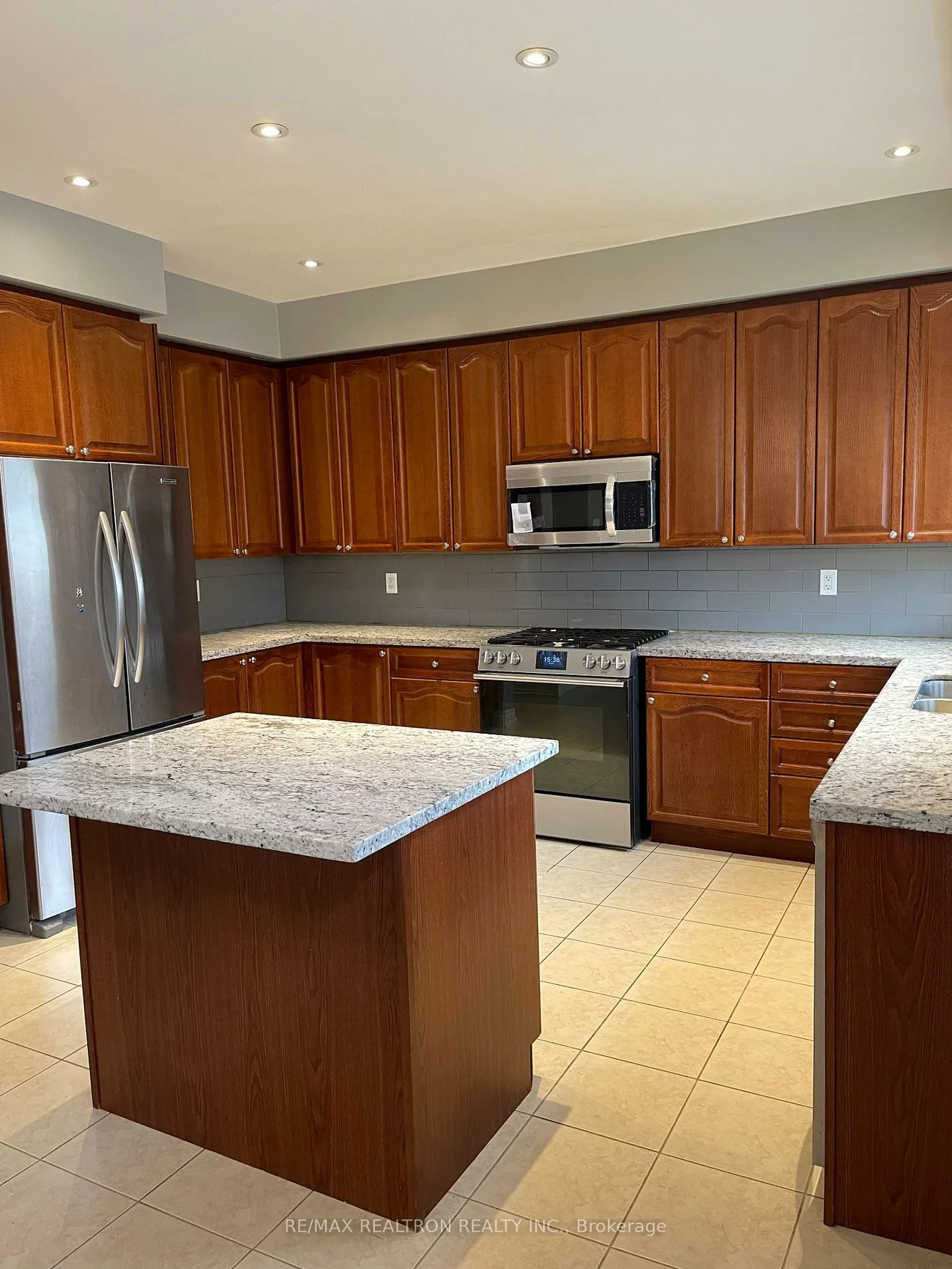 7, Eber, Oak Ridges, Richmond Hill