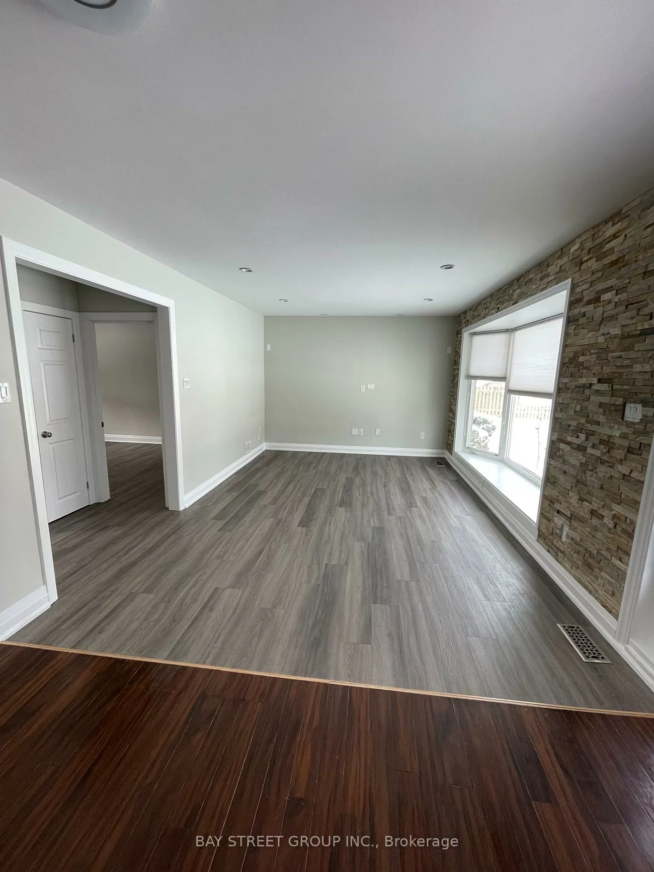 370, Centre, Crosby, Richmond Hill