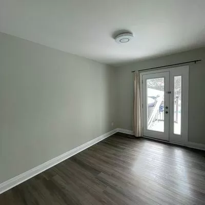 370, Centre, Crosby, Richmond Hill