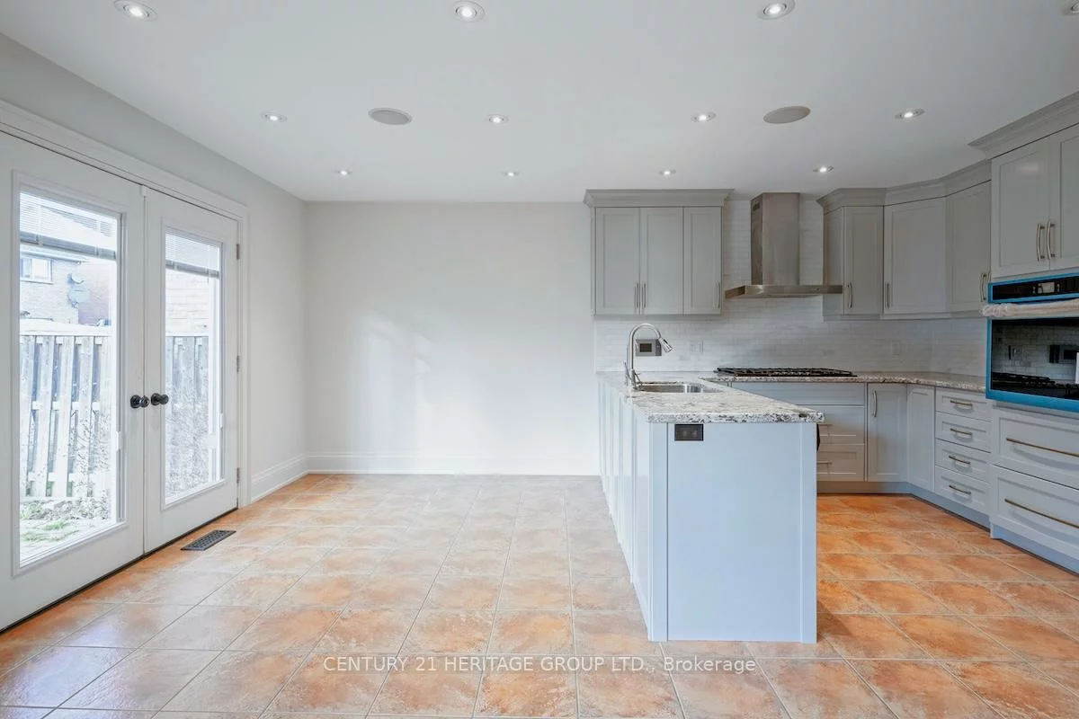 72, Laurier, Oak Ridges, Richmond Hill