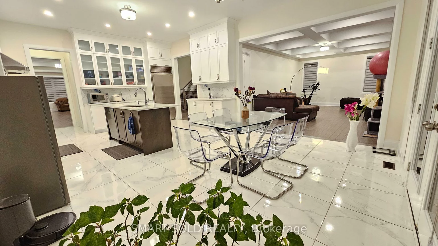 147, Hillsview, Observatory, Richmond Hill
