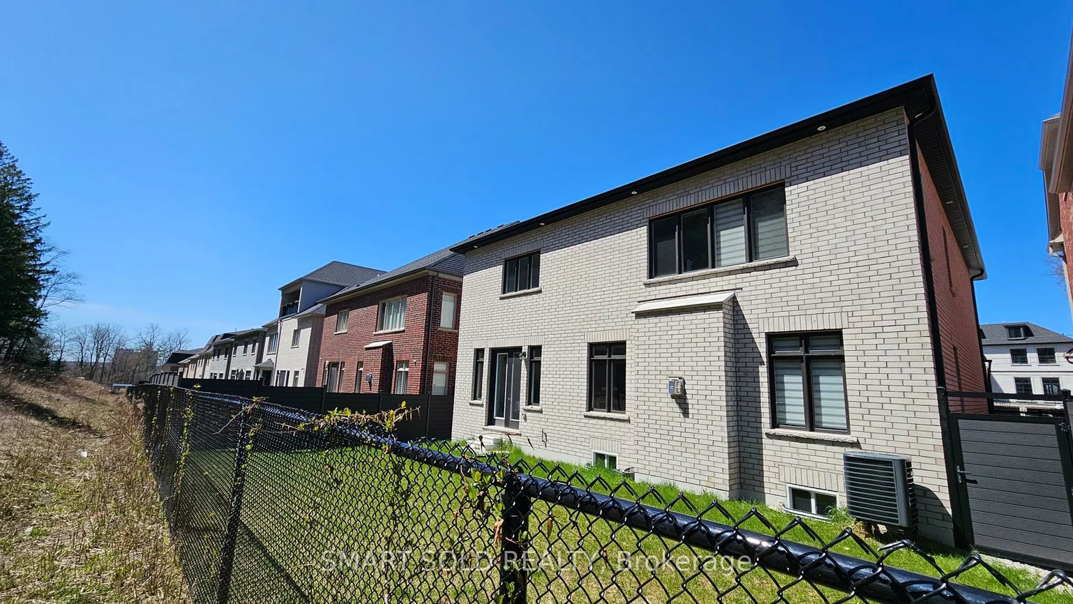 147, Hillsview, Observatory, Richmond Hill