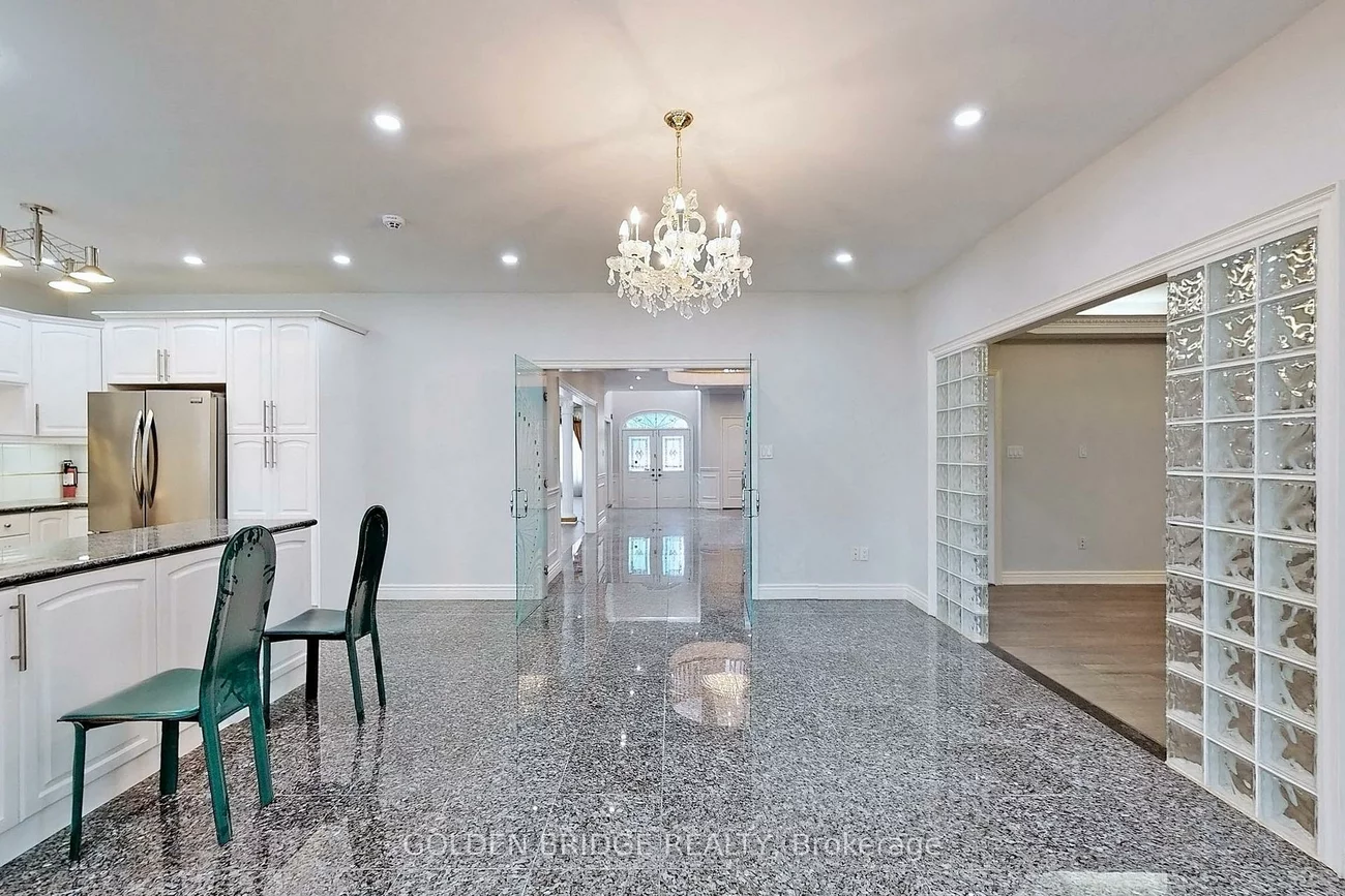 57, Cassandra, Bayview Hill, Richmond Hill