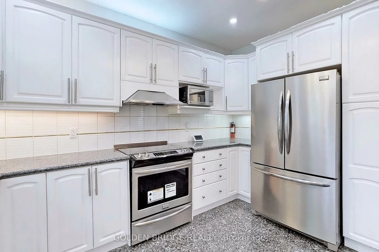 57, Cassandra, Bayview Hill, Richmond Hill
