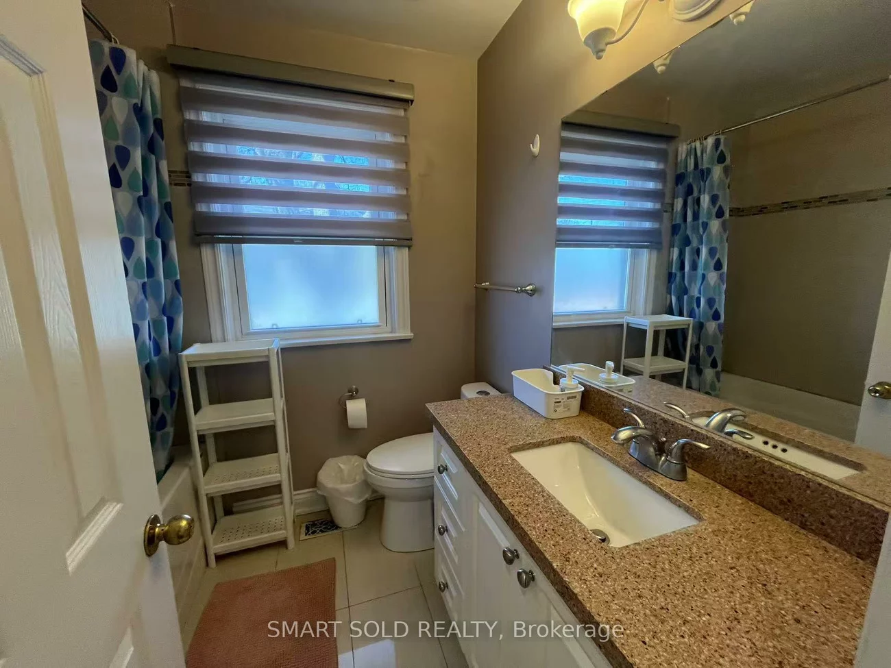 7, Sussex, Crosby, Richmond Hill