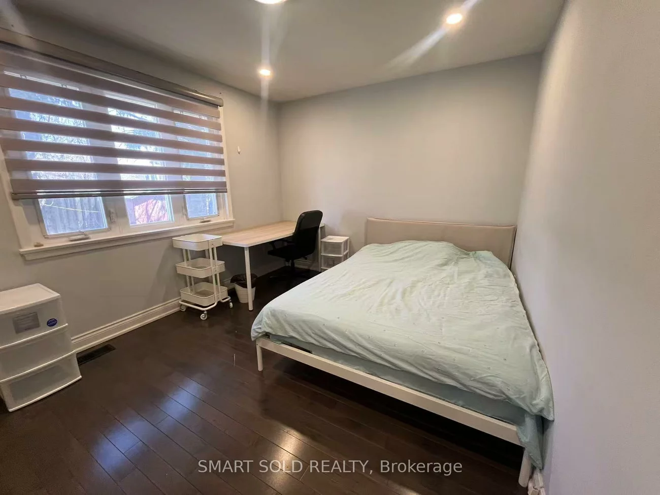 7, Sussex, Crosby, Richmond Hill
