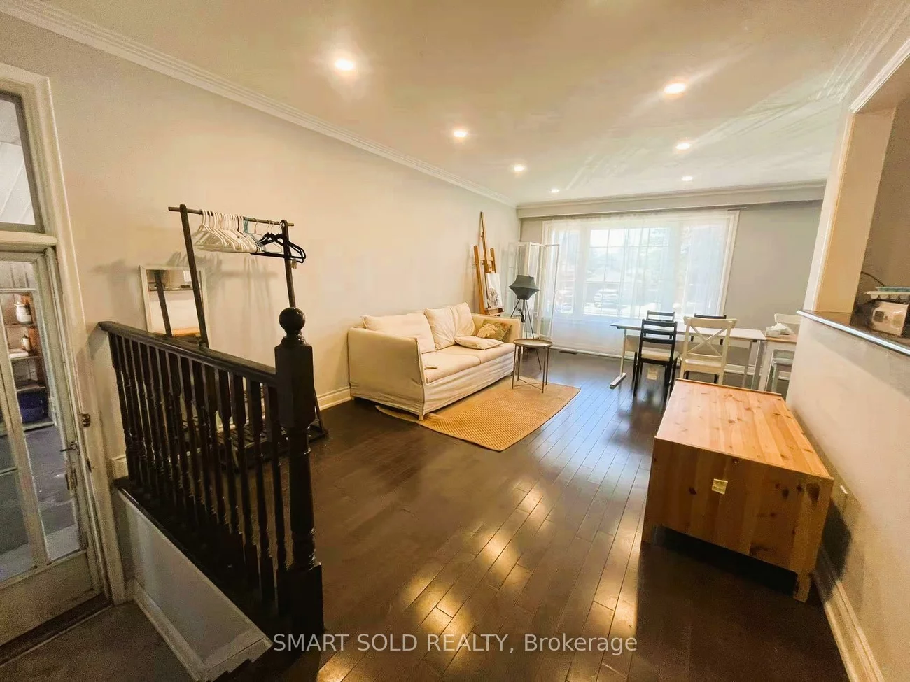 7, Sussex, Crosby, Richmond Hill