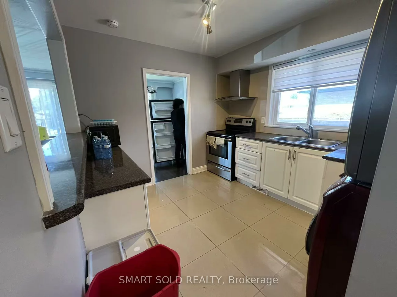 7, Sussex, Crosby, Richmond Hill