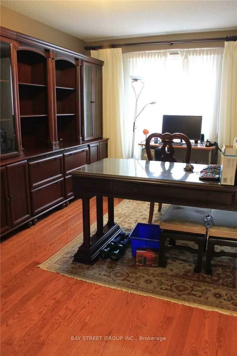 28, Dunloe, Bayview Hill, Richmond Hill