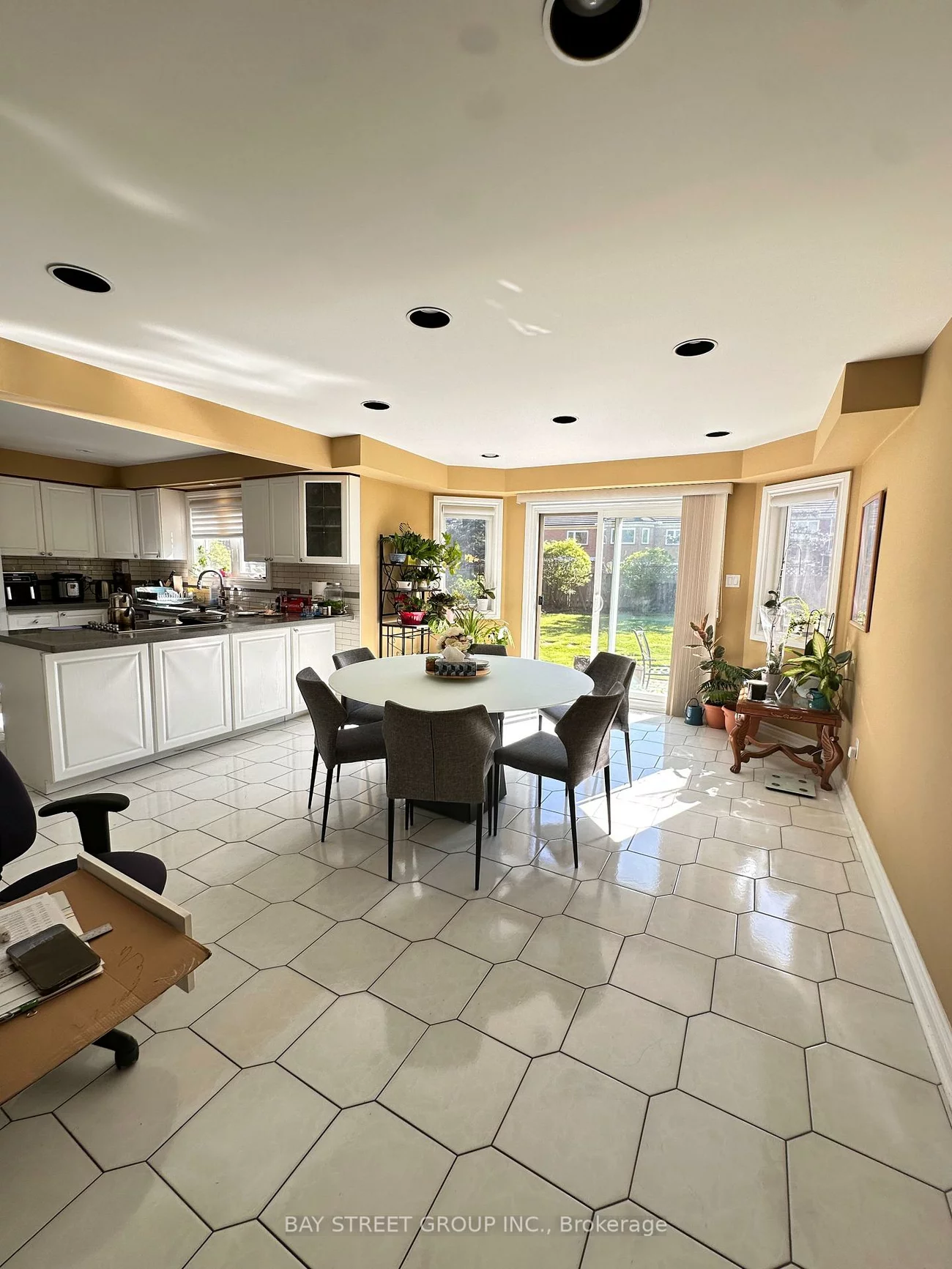 28, Dunloe, Bayview Hill, Richmond Hill