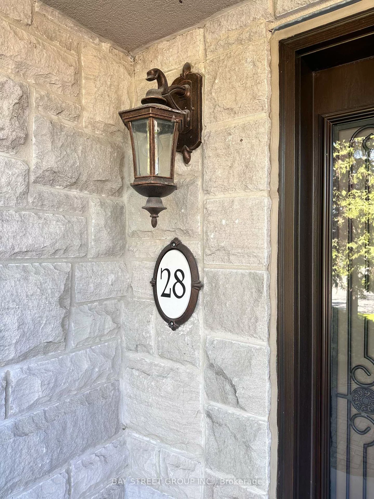 28, Dunloe, Bayview Hill, Richmond Hill