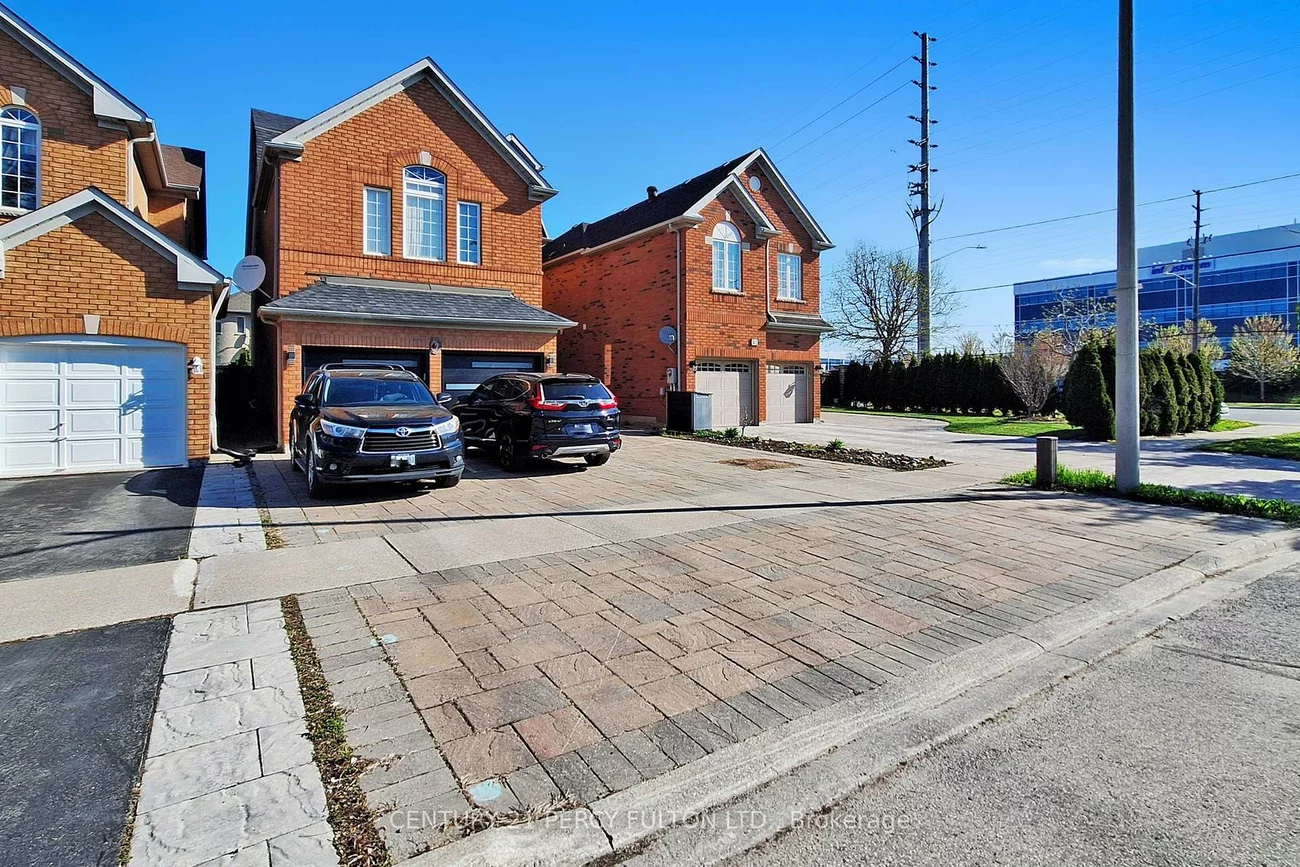 47, Sapphire, Rouge Woods, Richmond Hill