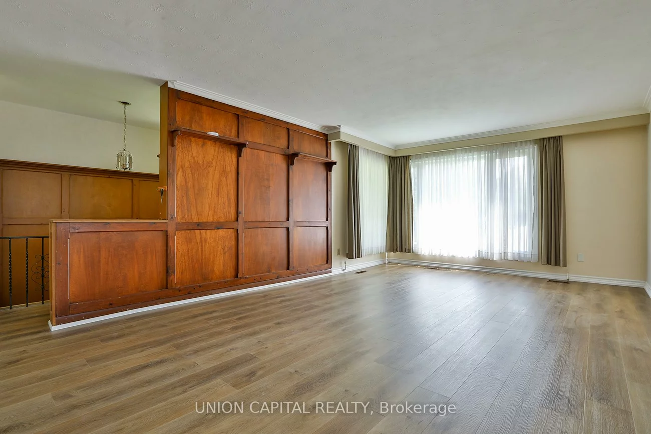 403, Balkan, Crosby, Richmond Hill
