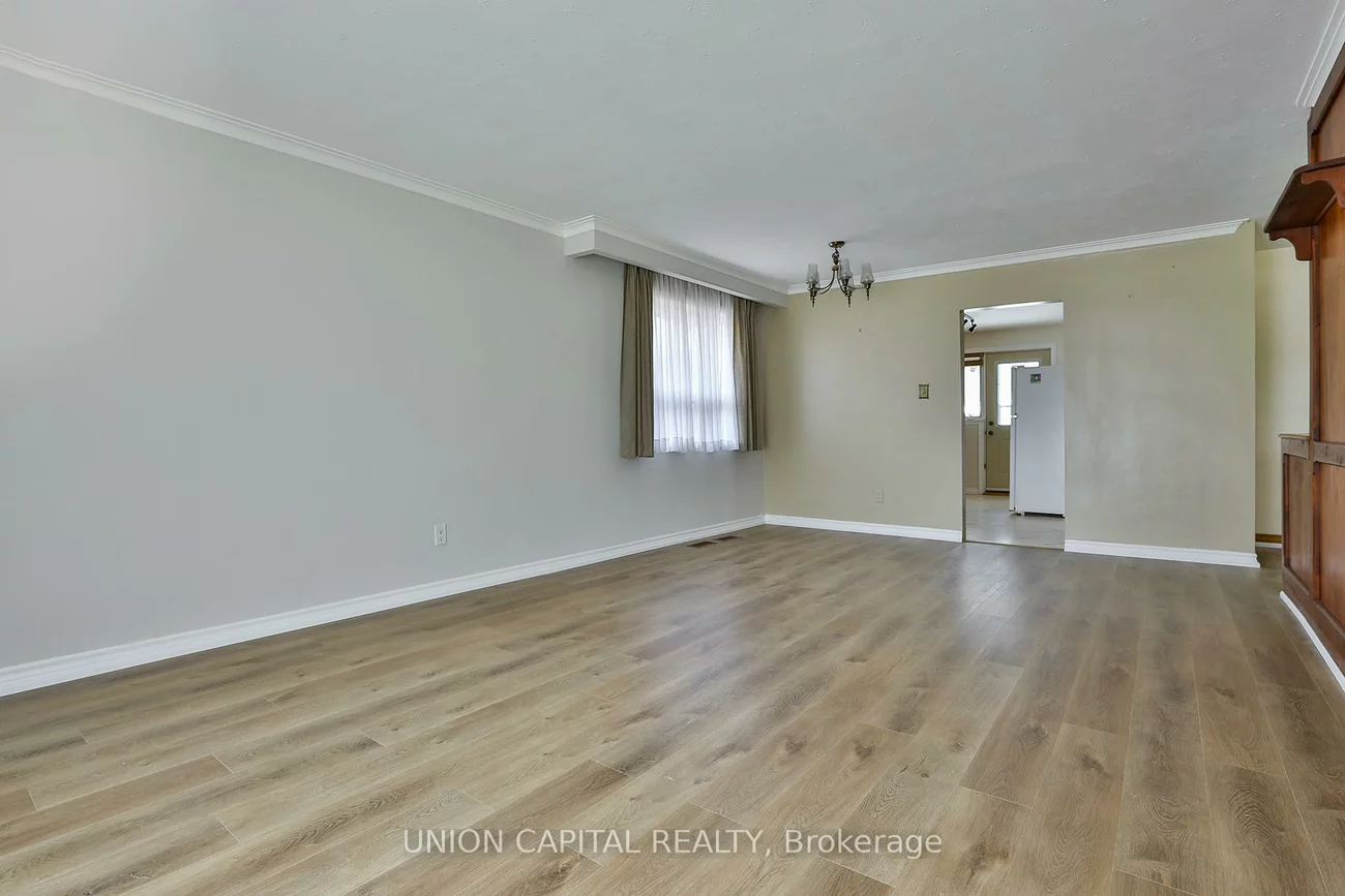 403, Balkan, Crosby, Richmond Hill