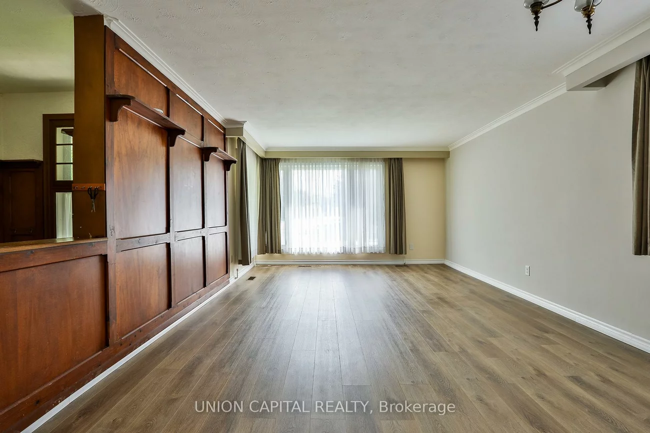 403, Balkan, Crosby, Richmond Hill