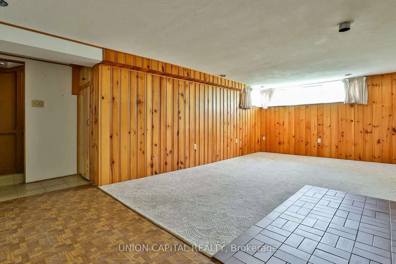 403, Balkan, Crosby, Richmond Hill