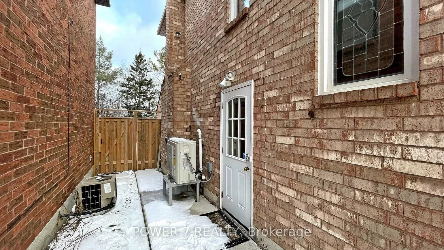 46, Bayel, Devonsleigh, Richmond Hill