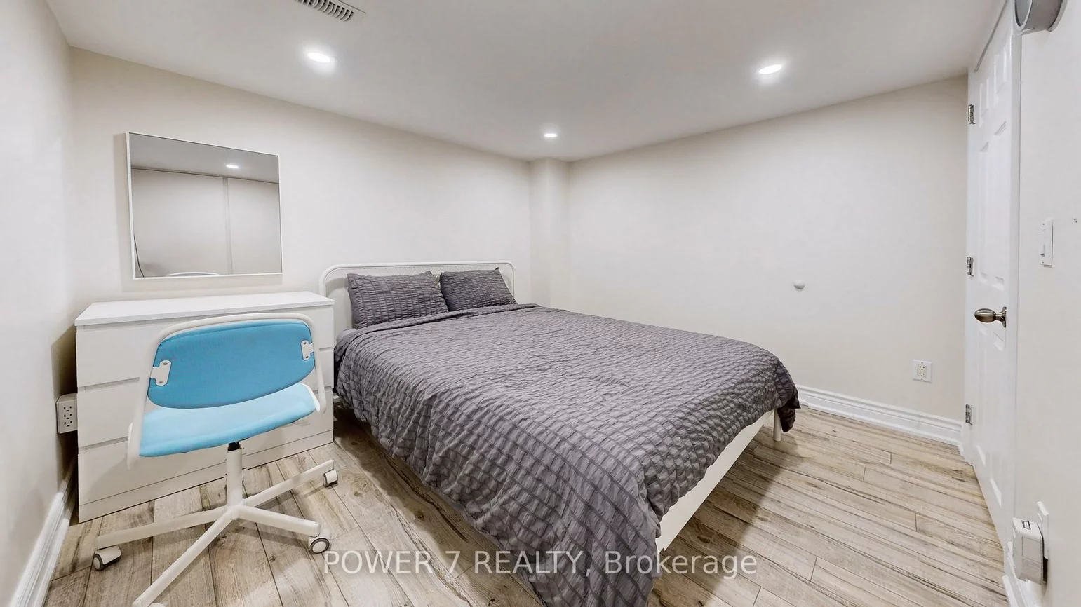 46, Bayel, Devonsleigh, Richmond Hill
