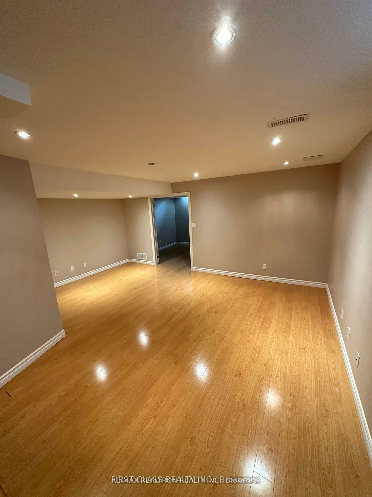 7, Almejo, Rouge Woods, Richmond Hill