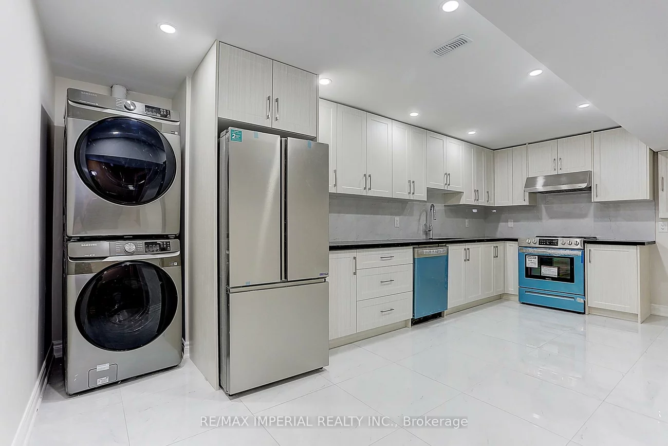 88, Drumern, North Richvale, Richmond Hill