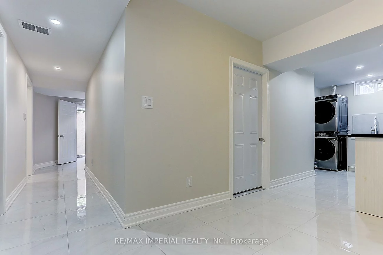 88, Drumern, North Richvale, Richmond Hill